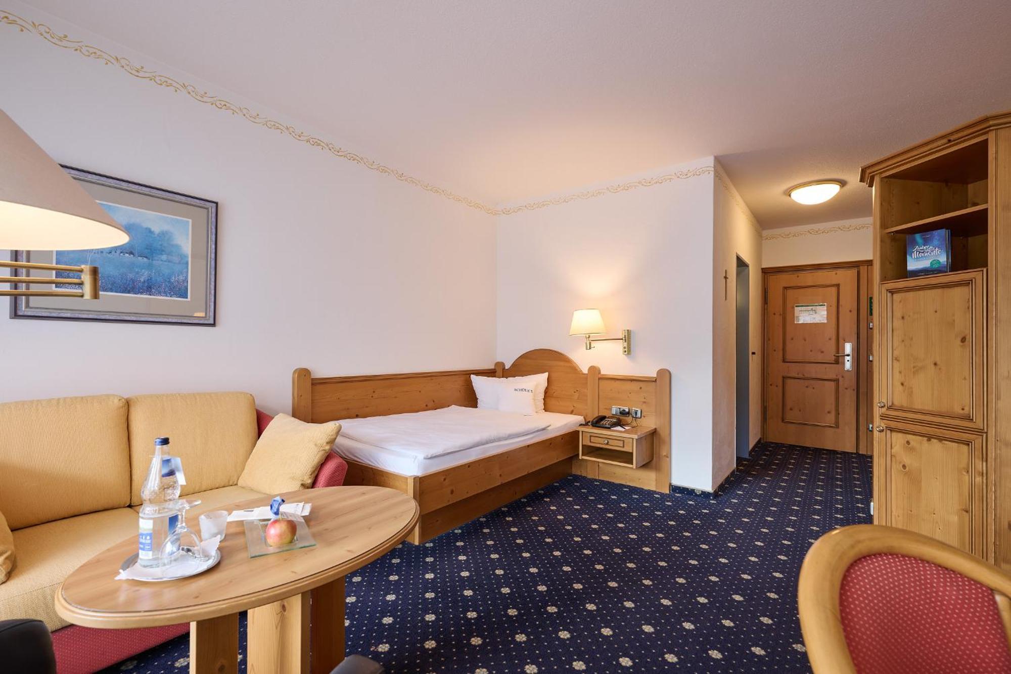 Superior Single Room,1549678078:JPEG